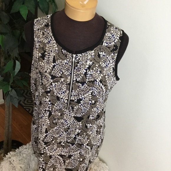 Larry Levine medium tank with front zipper - Picture 2 of 16